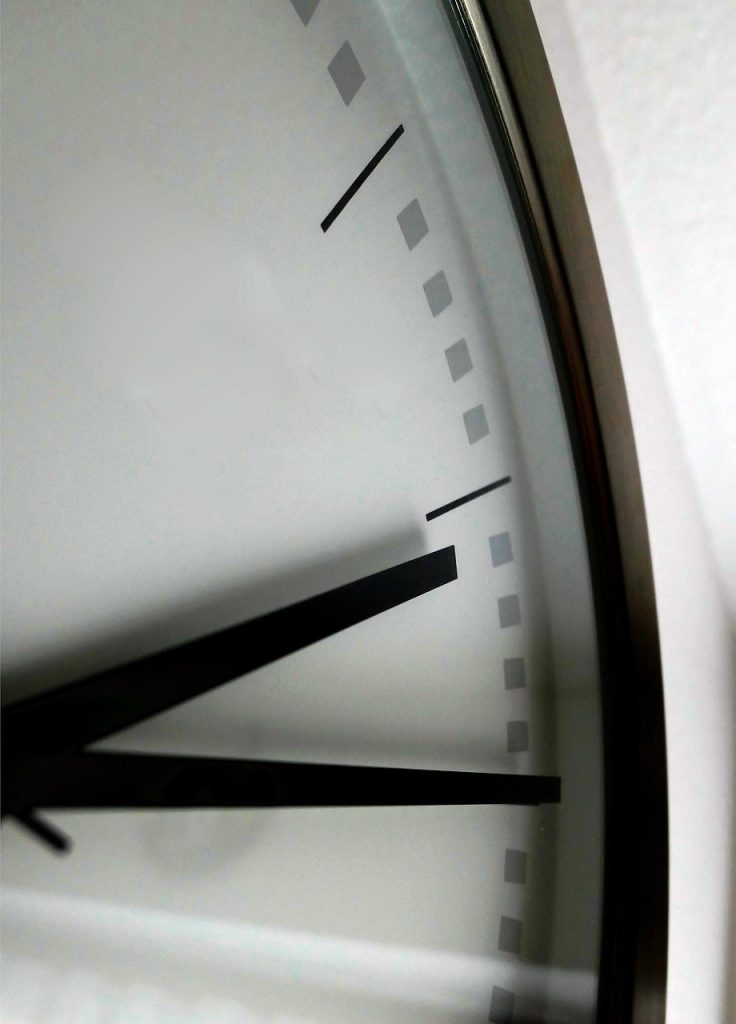 découvrez l'art horloger à travers notre exploration du monde fascinant de la montre. plongez dans l'histoire, les techniques et les innovations qui façonnent l'industrie de l'horlogerie.